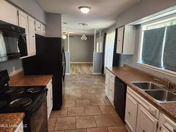 Gautier, MS 39553,1643 Mary Ann Drive