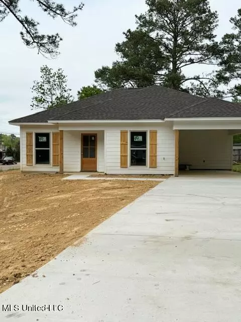 710 Hillsboro Street, Forest, MS 39074