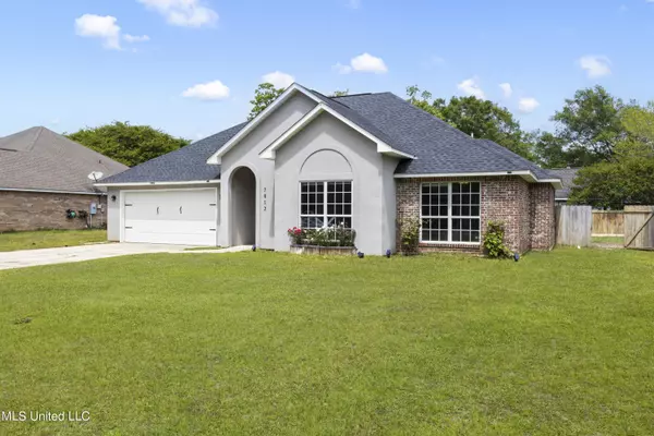 Ocean Springs, MS 39564,7012 Pinehurst Drive