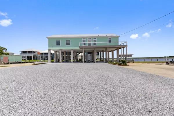 4040 Baffin Street, Bay Saint Louis, MS 39520