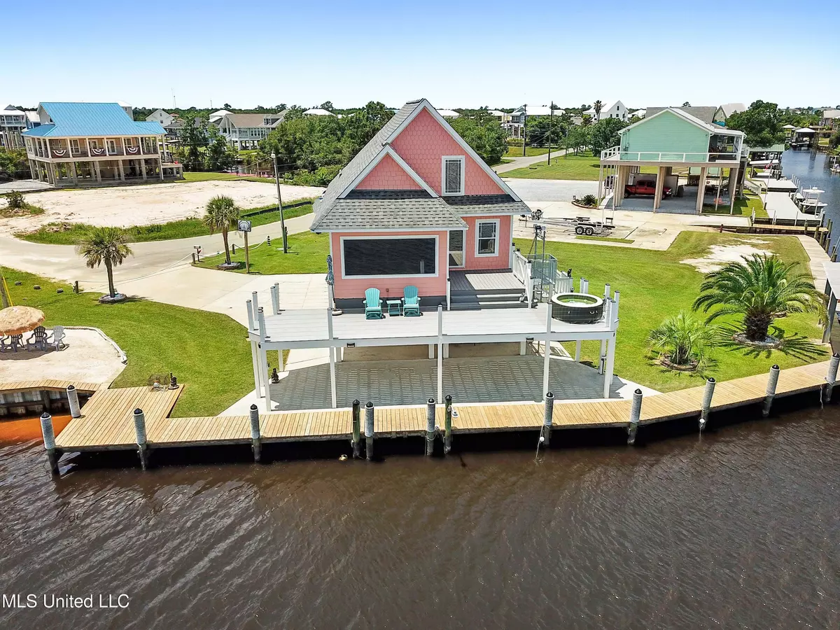 Bay Saint Louis, MS 39520,4006 Baffin Street