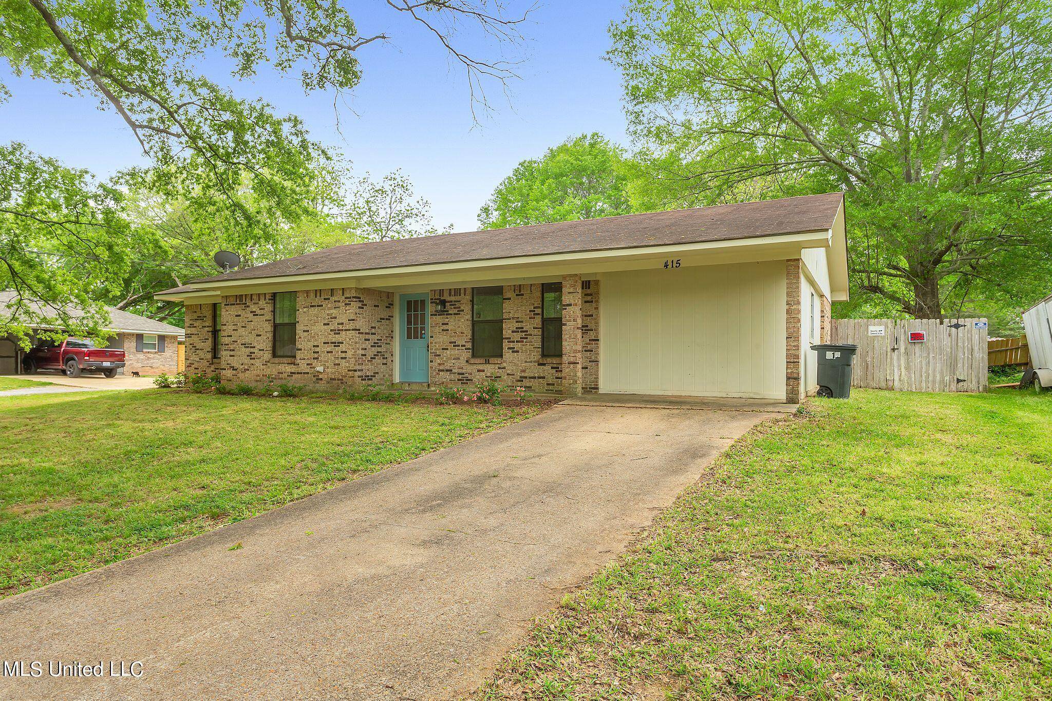 Pelahatchie, MS 39145,415 Mckay Circle