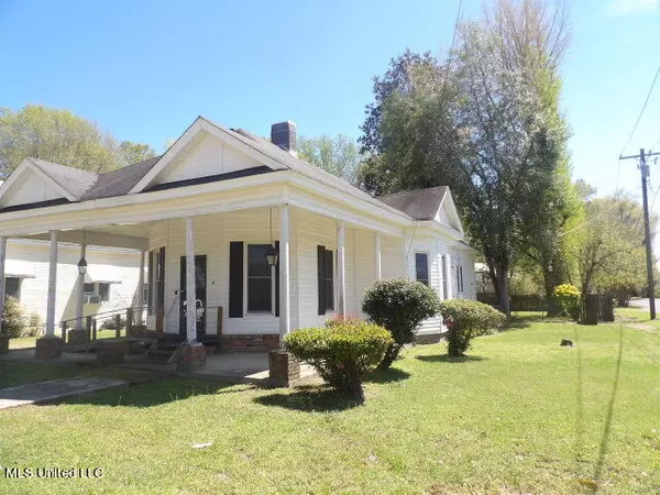 Charleston, MS 38921,155 W Cypress Street