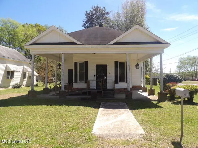 Charleston, MS 38921,155 W Cypress Street