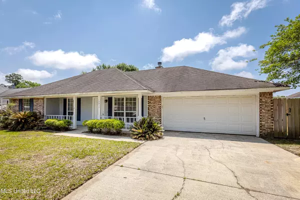 Ocean Springs, MS 39564,6817 Post Oak Drive