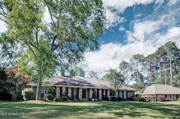 Madison, MS 39110,44 Peach Tree Lane