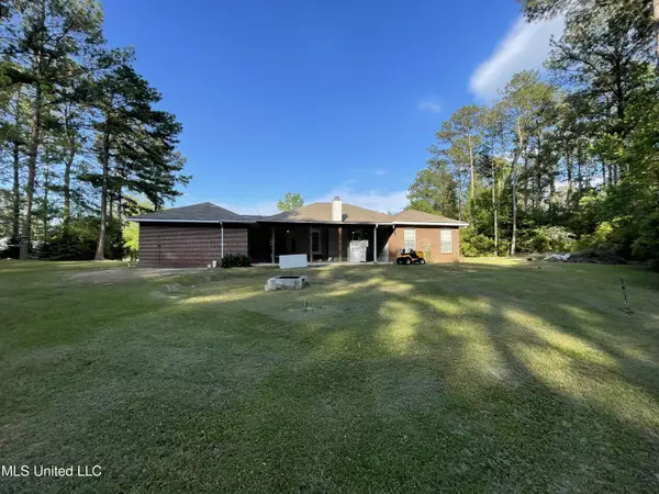 Carriere, MS 39426,77 Covered Bridge Road