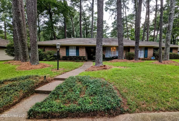 5365 Kaywood Drive, Jackson, MS 39211