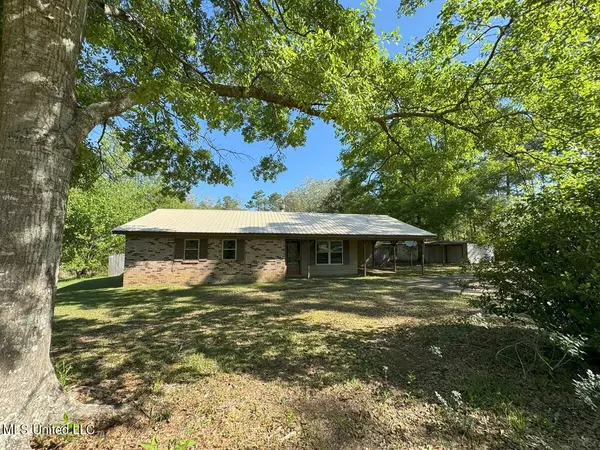 1305 W Mchenry Road, Mchenry, MS 39561