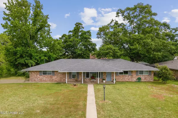 5 Pecan Circle, Long Beach, MS 39560