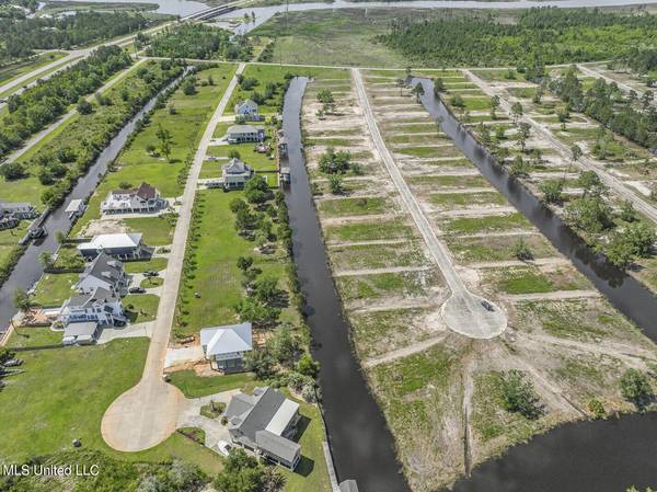 69 Bahama Drive, Bay Saint Louis, MS 39520