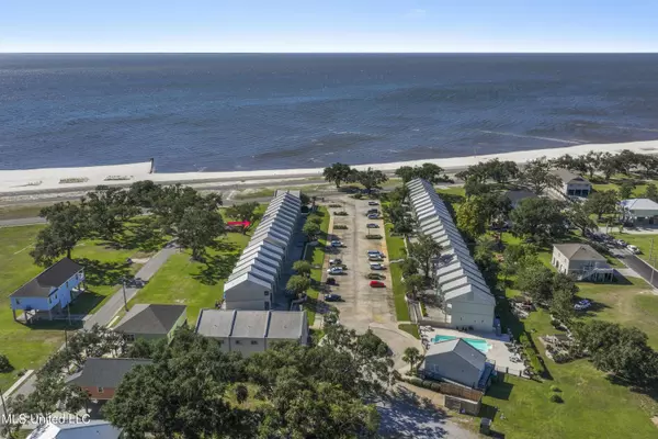 Long Beach, MS 39560,548 W Beach Boulevard #106