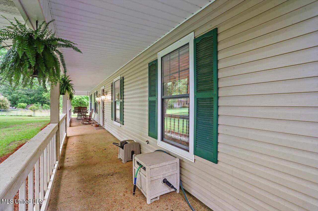 Clinton, MS 39056,106 Lauren Lane