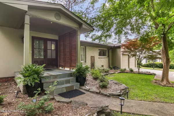 Jackson, MS 39216,3814 Old Canton Road