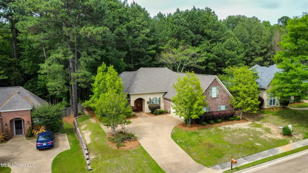 137 Baileys Ridge Circle, Clinton, MS 39056