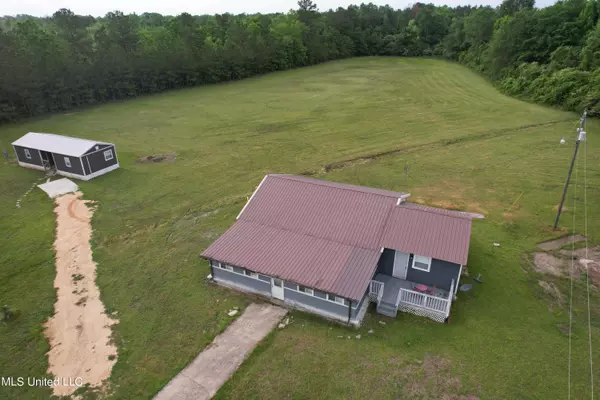 Pinola, MS 39149,589 W Simpson Hwy 28