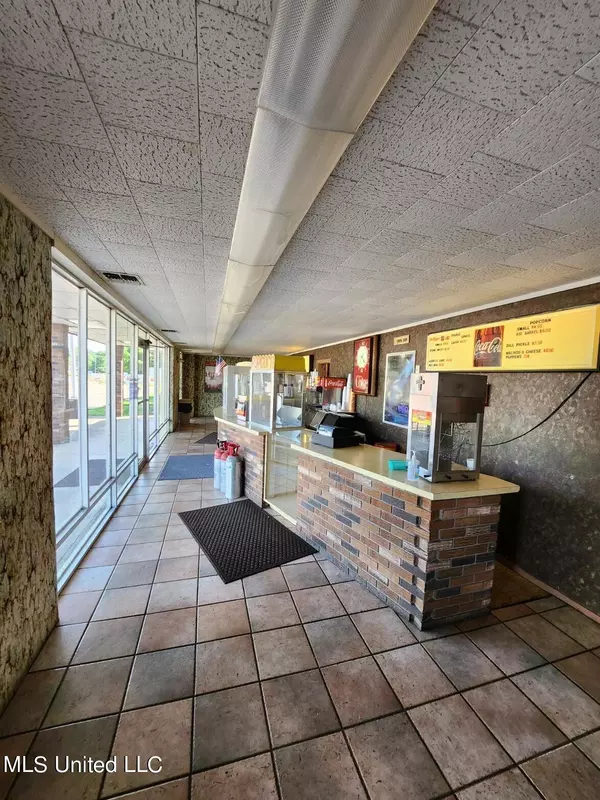 Yazoo City, MS 39194,1405 Plaza Drive