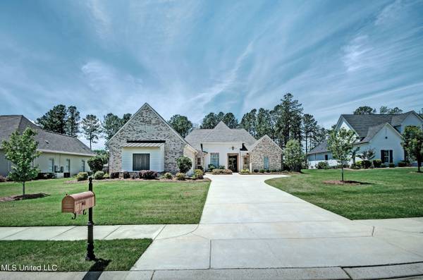 142 Carrington Drive,  Madison,  MS 39110