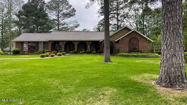 Forest, MS 39074,103 Poinsettia Drive