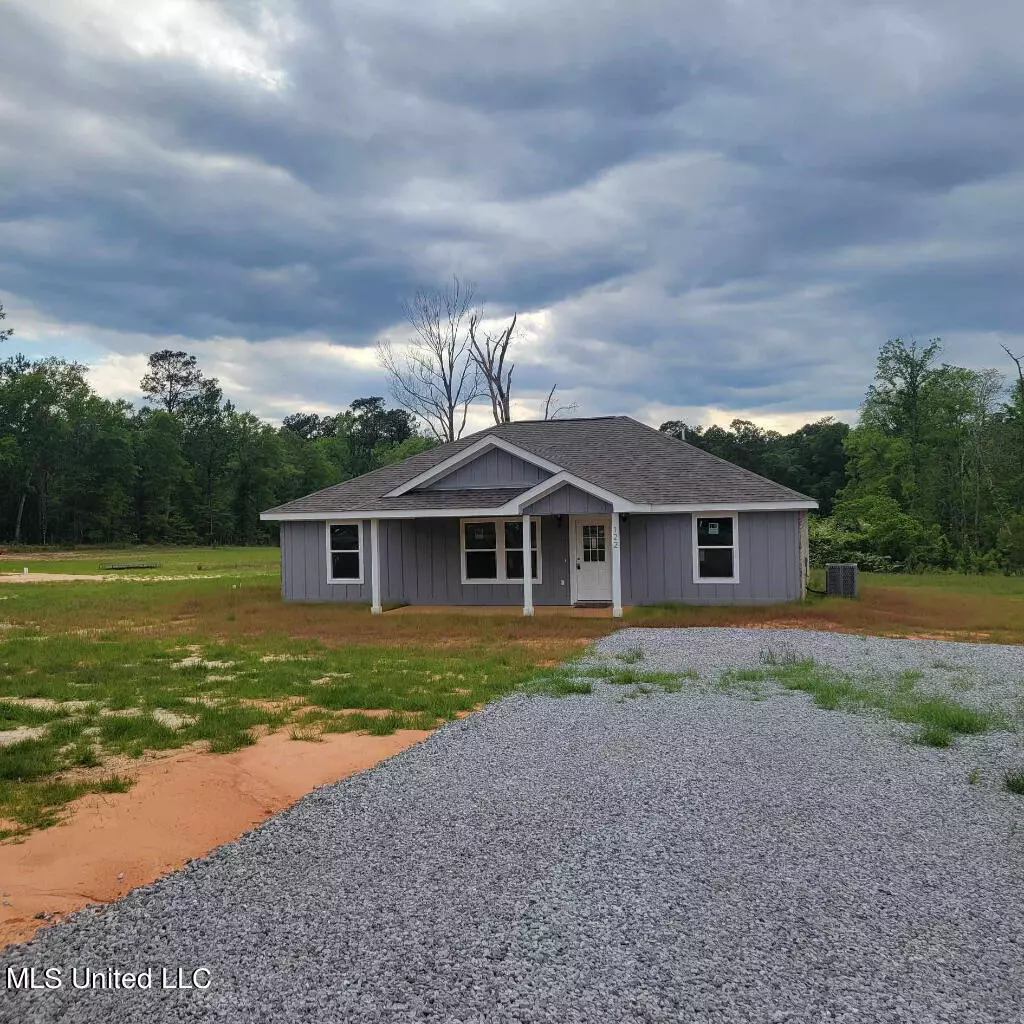 Lucedale, MS 39452,122 Water Oak Drive