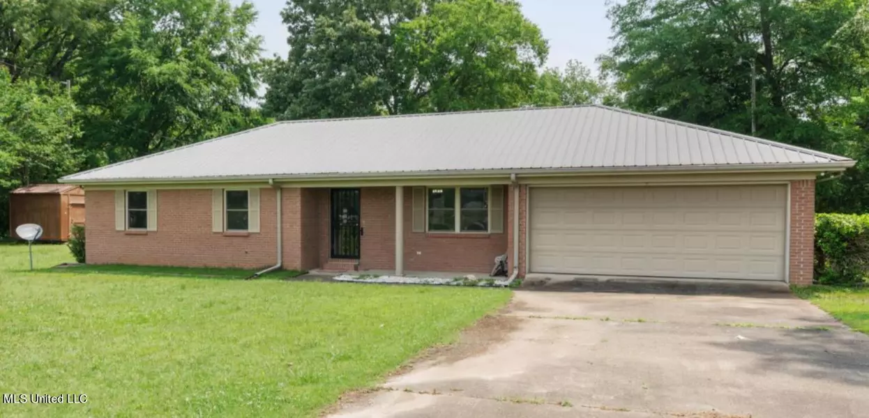 3 Dina Lane, Sardis, MS 38666