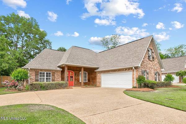 726 Woodrun Drive,  Pearl,  MS 39208