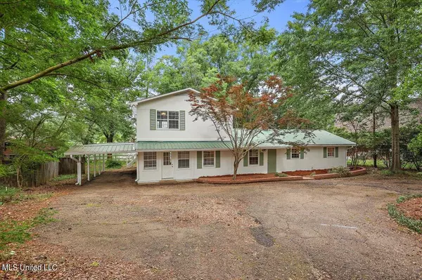 404 W Dewey Camp Drive, Florence, MS 39073