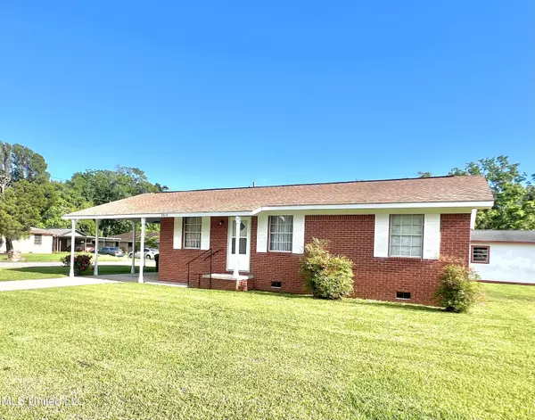 Moss Point, MS 39563,5612 Gregory Street