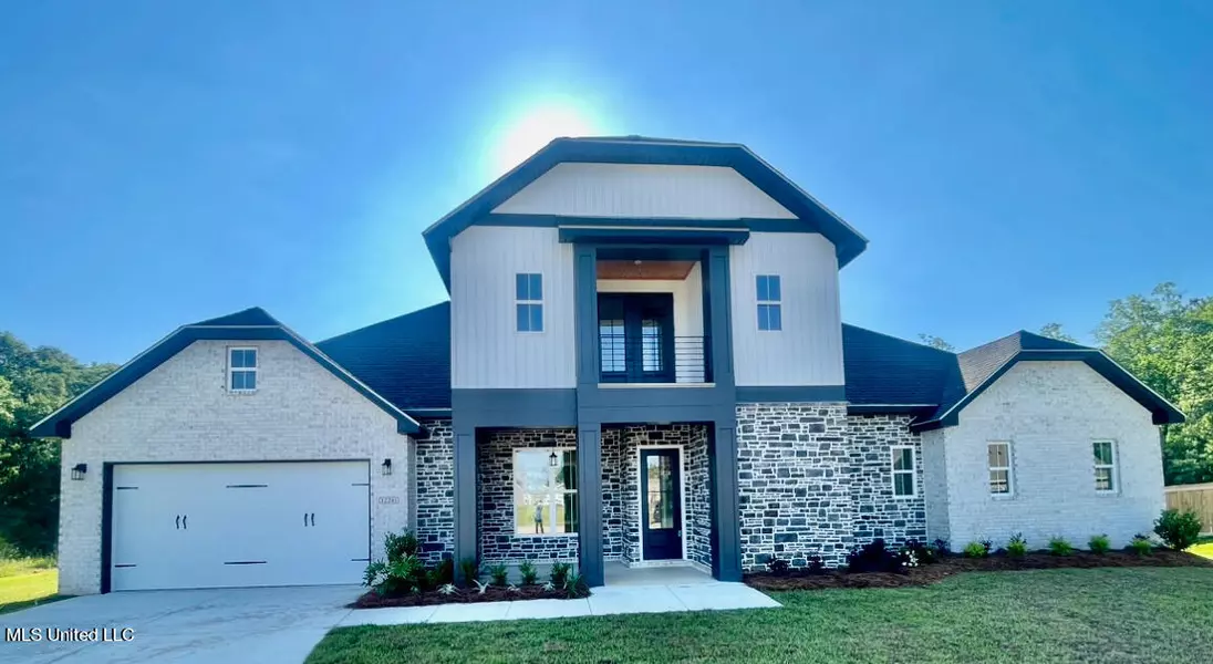 12241 Savannah Circle, Ocean Springs, MS 39564