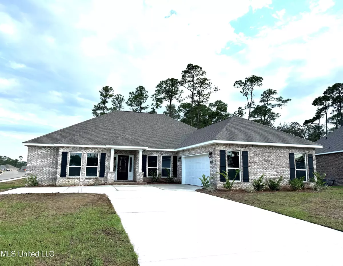 Ocean Springs, MS 39564,6268 Sandhill Cove