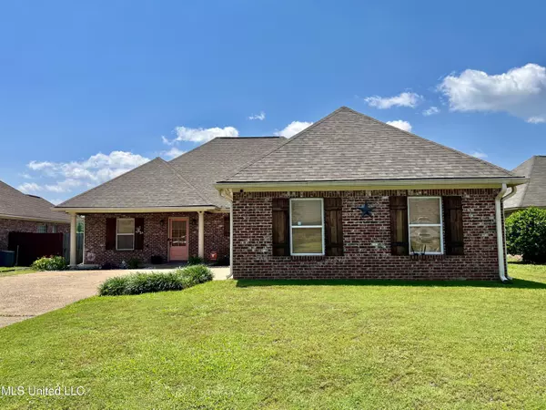 328 Red Cedar Drive, Brandon, MS 39047