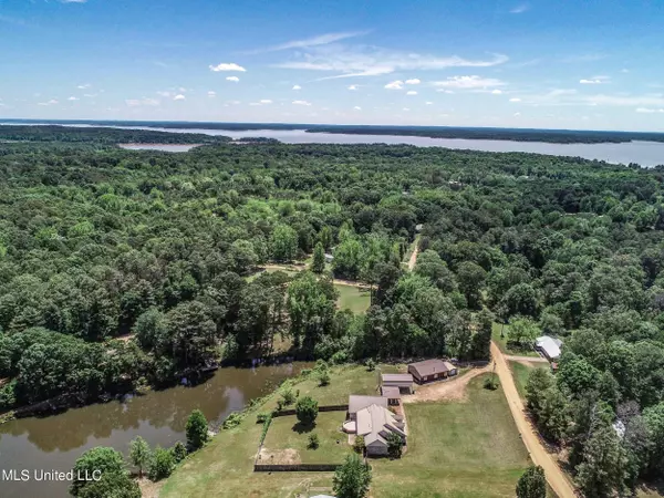 Pope, MS 38658,297 Ridgecrest Drive