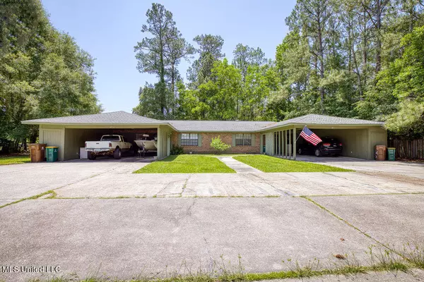 132 Via Don Ray Road #C & D, Long Beach, MS 39560