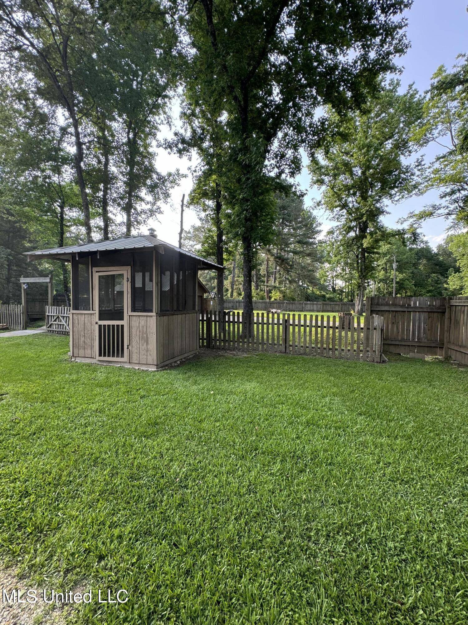 Florence, MS 39073,254 Morrison Road