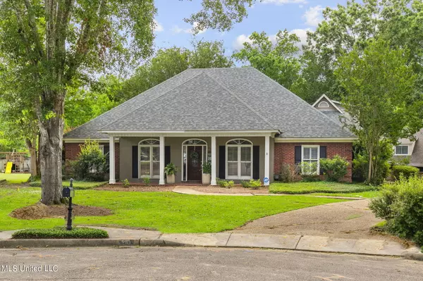 210 Hillside Street, Ridgeland, MS 39157