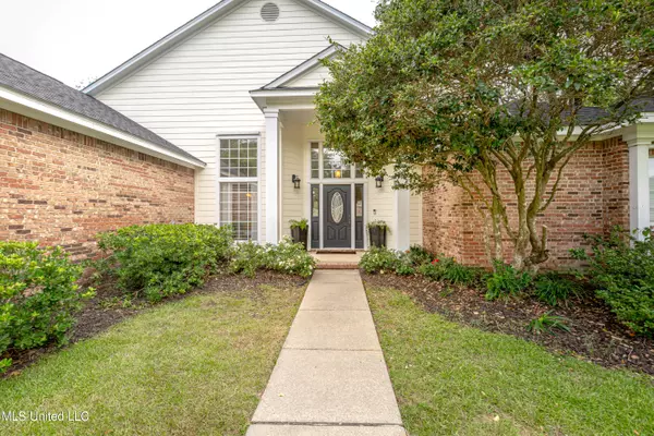 Ocean Springs, MS 39564,3815 Cabildo Place