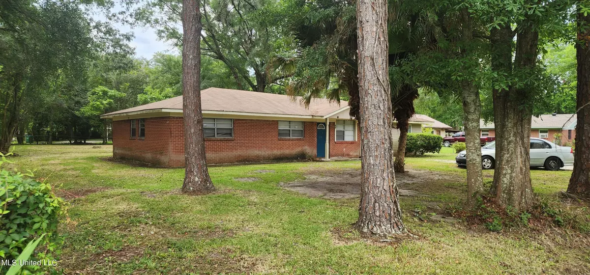 Moss Point, MS 39563,6336 Grierson Street