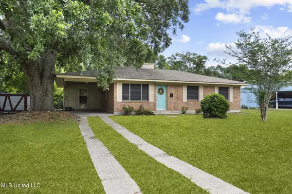 Gulfport, MS 39507,2197 Saint James Boulevard