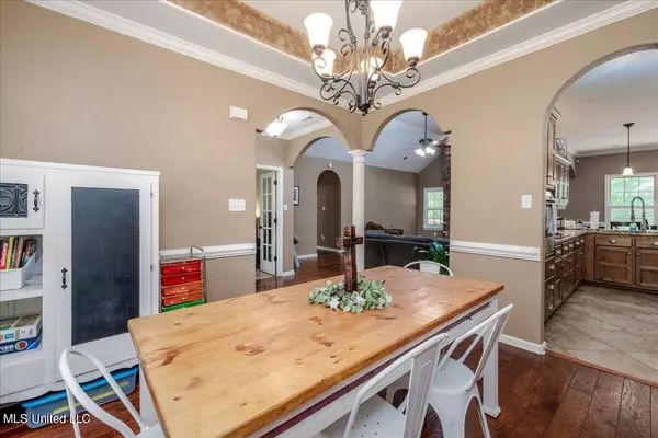 6268 Spring Crossing Olive Branch, MS 38654