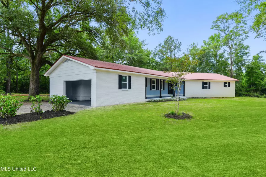 116 James Road, Lucedale, MS 39452