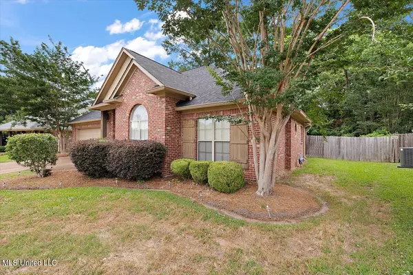 Brandon, MS 39047,126 W Pinebrook Drive