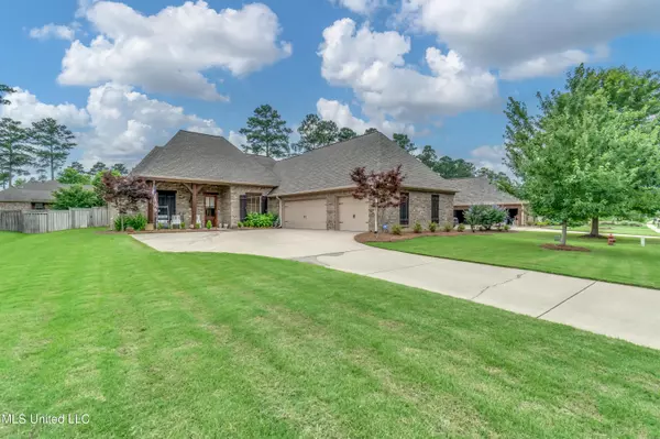 110 Grayhawk Drive, Madison, MS 39110