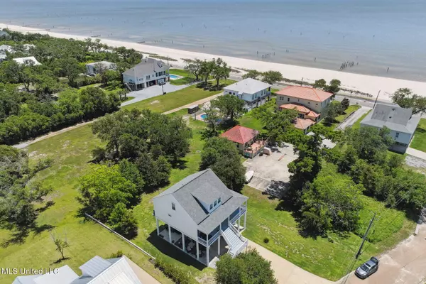 Waveland, MS 39576,102 Bienville Drive