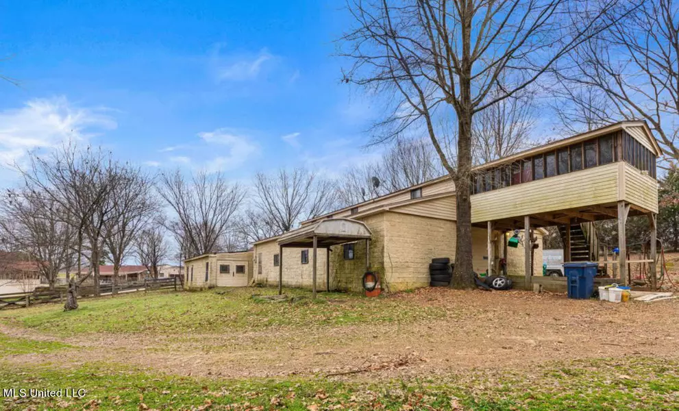 549 Baldwin Road, Lake Cormorant, MS 38641