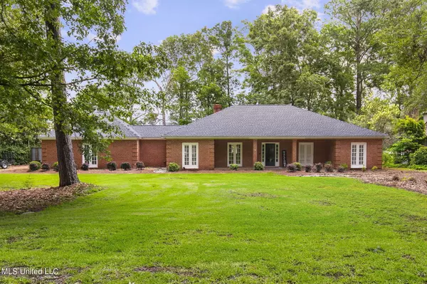 602 Forest Point Drive, Brandon, MS 39047