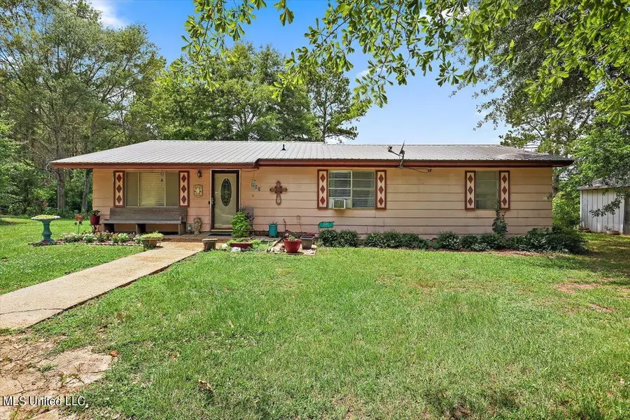 243 Hosey Road, Magee, MS 39111