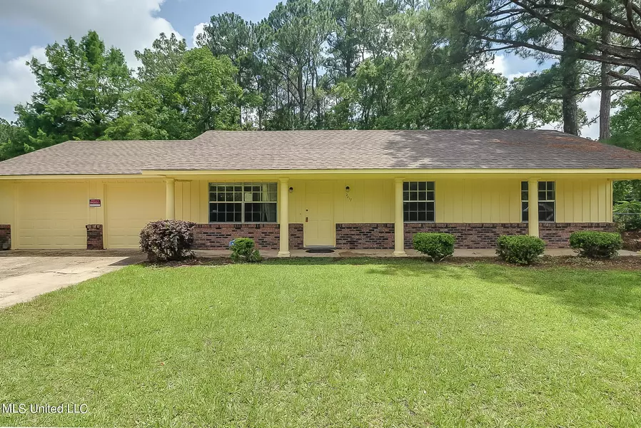 2417 Heritage Drive, Gautier, MS 39553