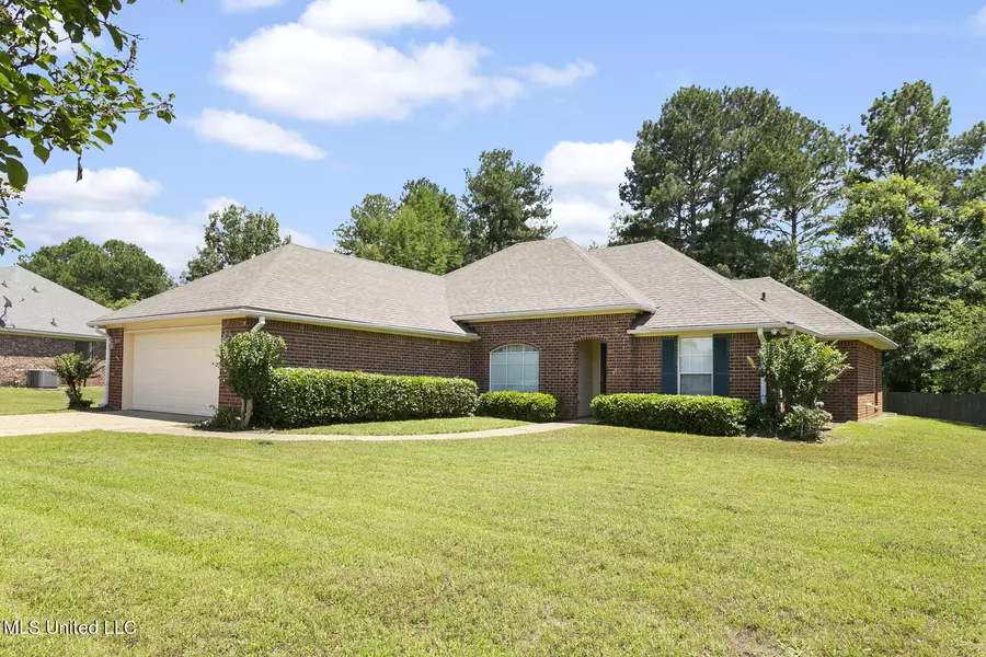 329 Kings Ridge Circle, Brandon, MS 39047