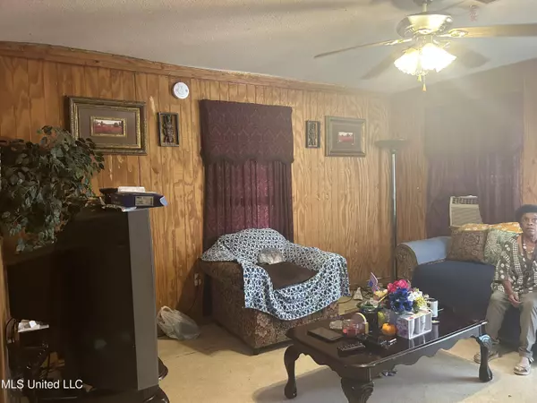 Itta Bena, MS 38941,227 Grant Street