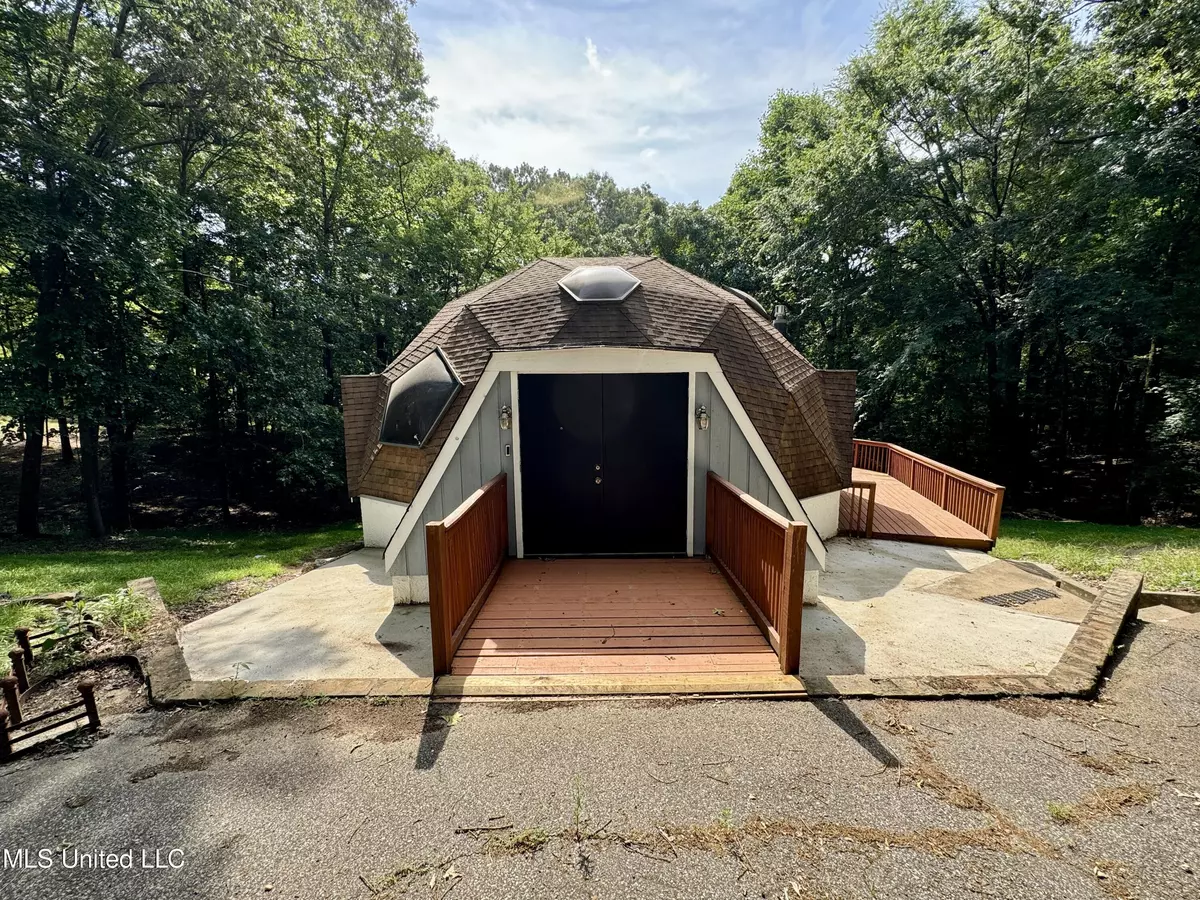 Pope, MS 38658,715 Chickasaw Road